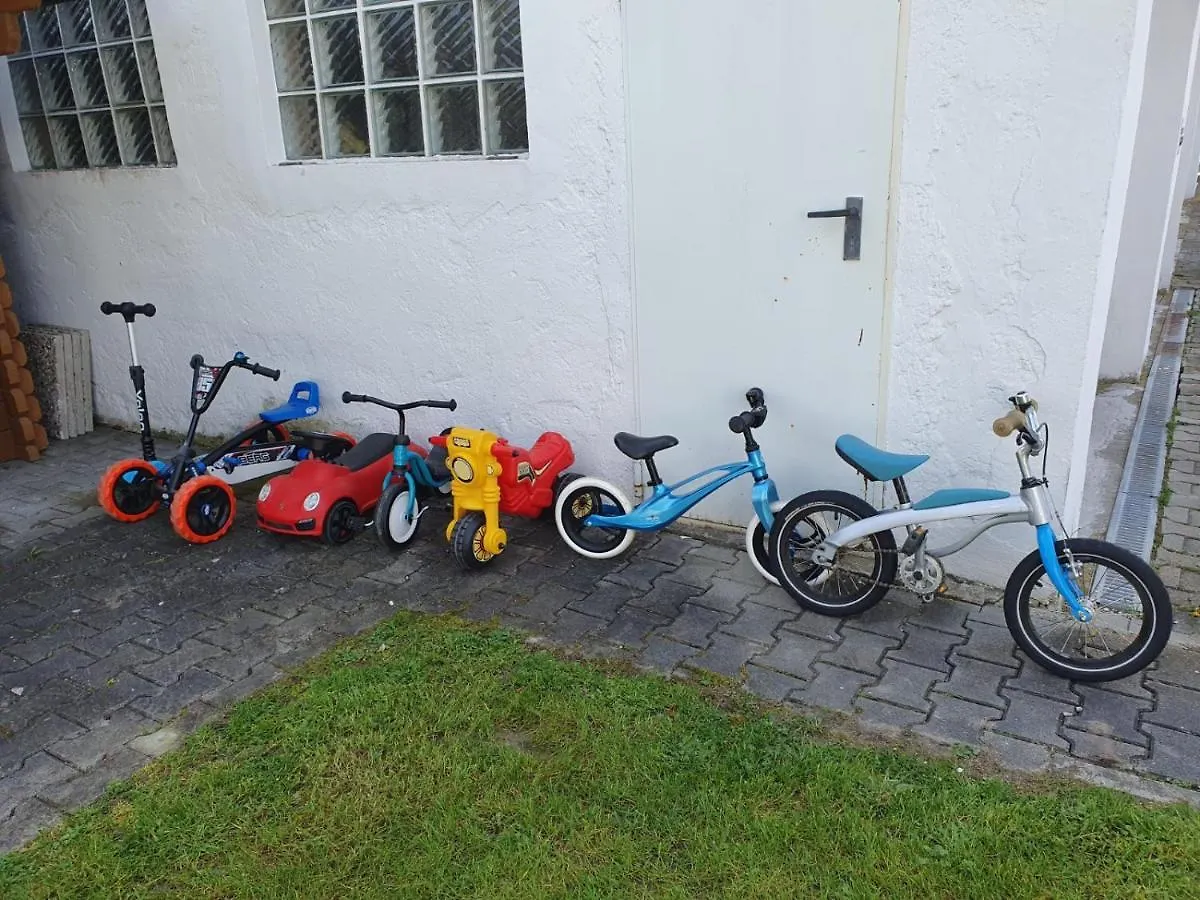 Ferienwohnung Hertreiter In Dingolfing 110Qm